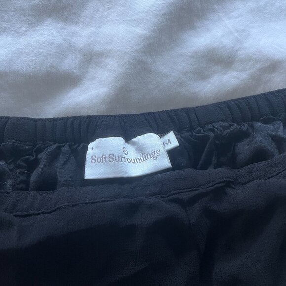 Soft Surroundings Embroidered Chiffon Black Knee Skirt Size M Gold Embroidery - Picture 4 of 4